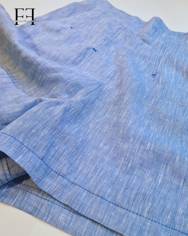 SHORT CON PINZAS