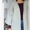 Eliminé la vista exterior, para un acabado minimalista. Añadí centimetros al bajo. Incorporé bolsillos (que nunca falten). (2) KIMONO